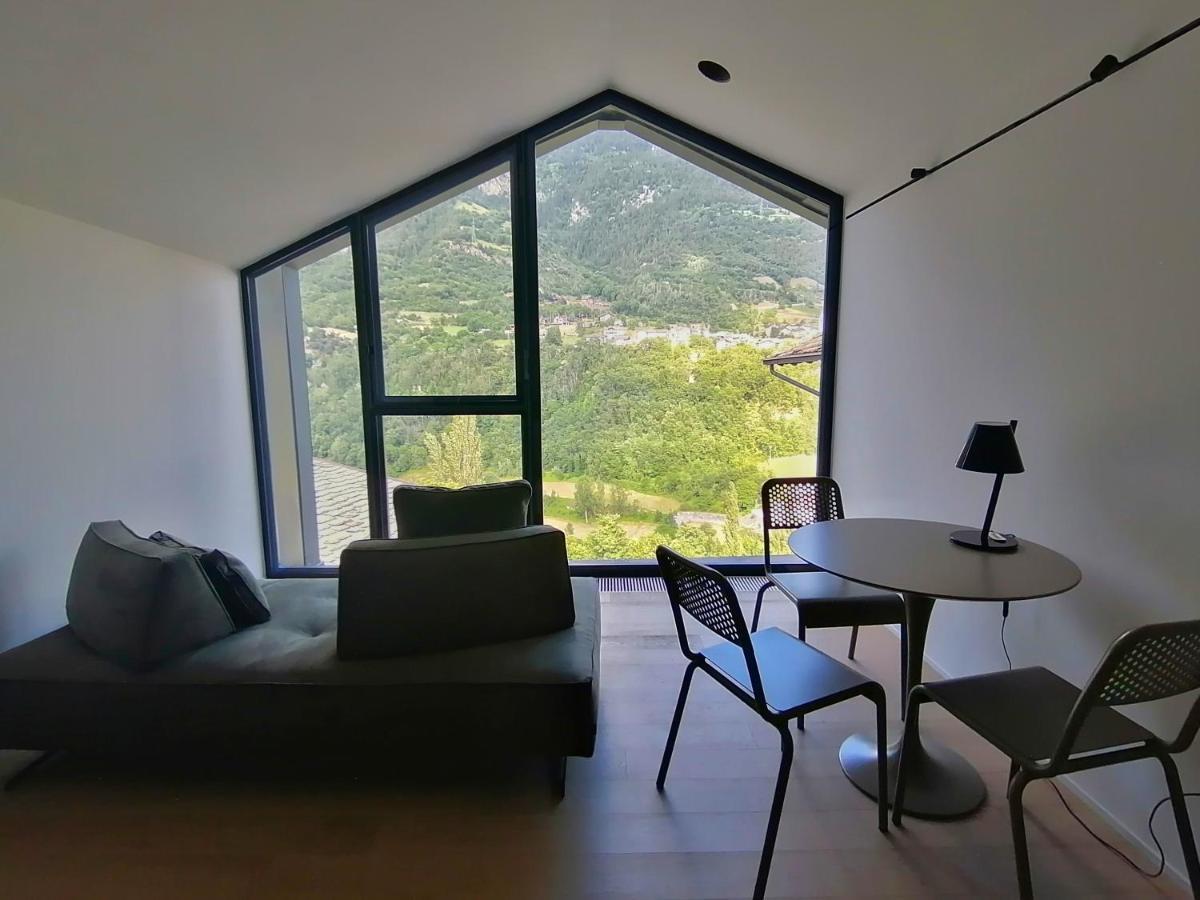 V&V Rentroom Design Gignod Dış mekan fotoğraf