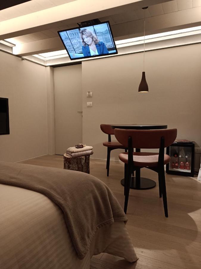 V&V Rentroom Design Gignod Dış mekan fotoğraf
